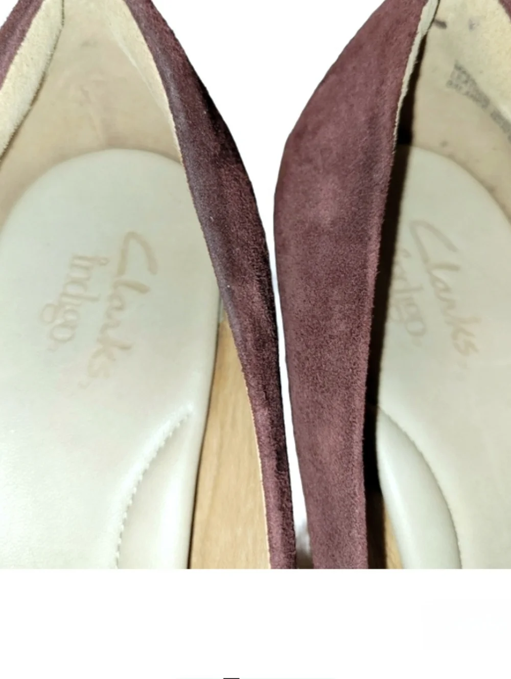 Clarks Indigo Wessex Wyvern Burgundy/Merlot Suede Platform Pumps Size 9.5 NWOB